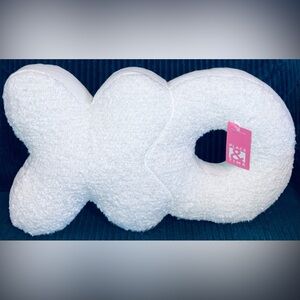 Place & Time Valentine Holiday XO Decor Pillow - NEW!
